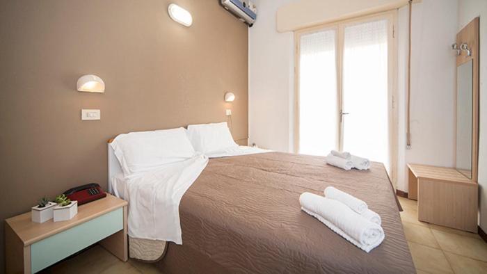 Hotel Adria Mare Rimini Exteriör bild
